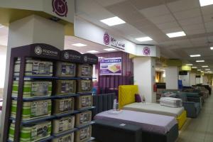 Фирменный салон «КОРОНА», ул. Блюхера, д. 39Б